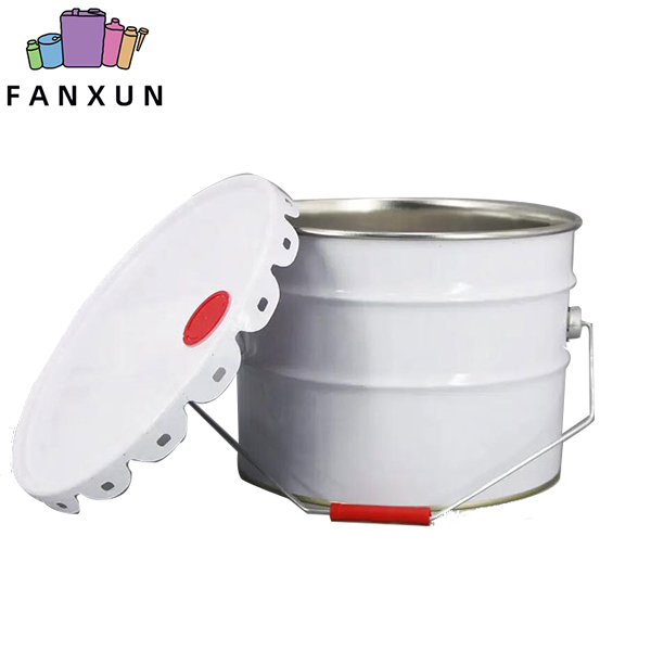 Customized Logo wholesale 10 Liter Tinplate Paint Metal Bucket with Plastic Spout Cap