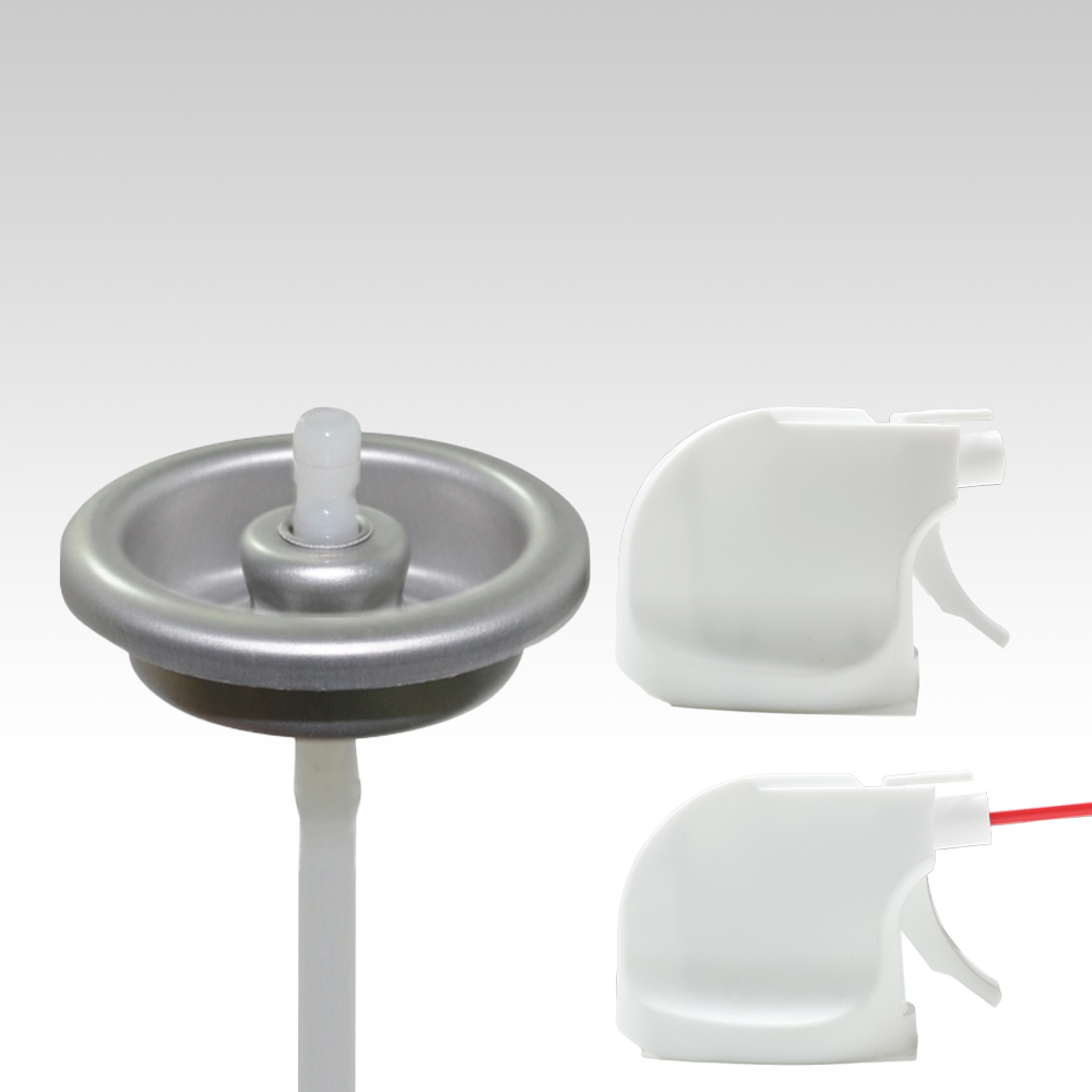 Cleaning agent valves and spray guns