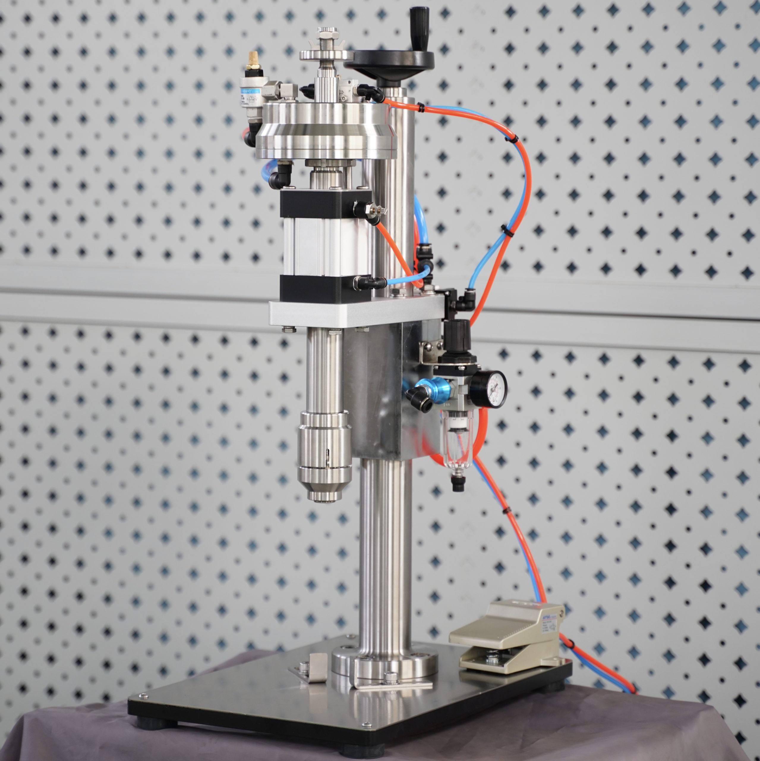 Semi-automatic tabletop sealing machine_img_3
